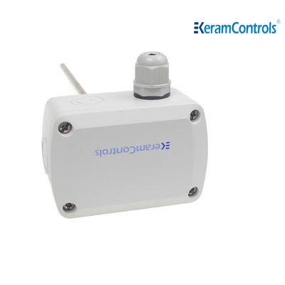 Los transmisores del sensor PT1000 ventilan el sensor de temperatura de dos hilos